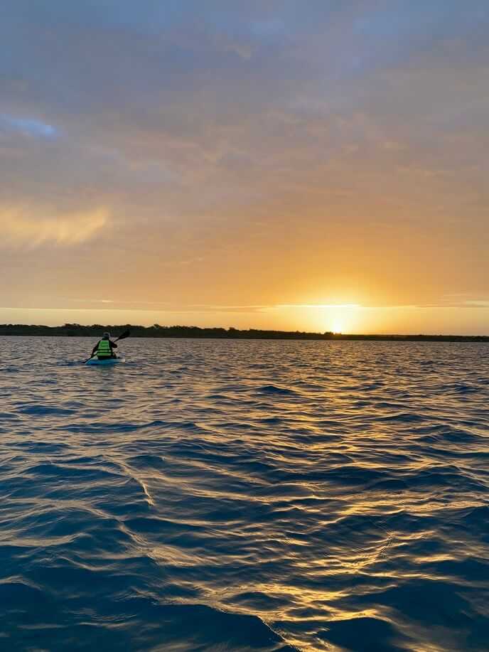 Laguna Bacalar, kayaking při východu slunce